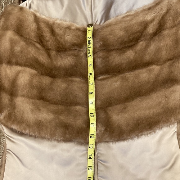 Womens S mink stole - Picture 7 of 12